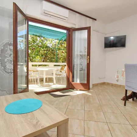 Guest house Kucar