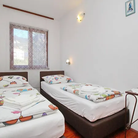 Kucar Casa de hóspedes Baška